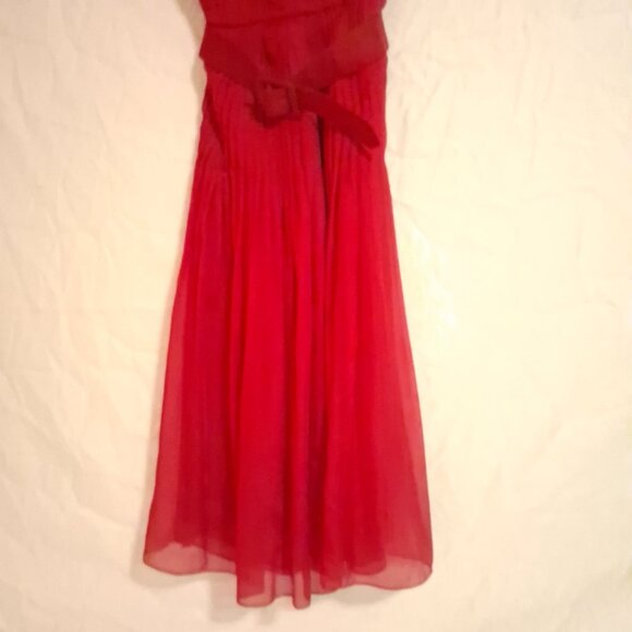 Embellished one shoulder Andy The Anh all Silk Size 0 Red Dress - Picture 4 of 9